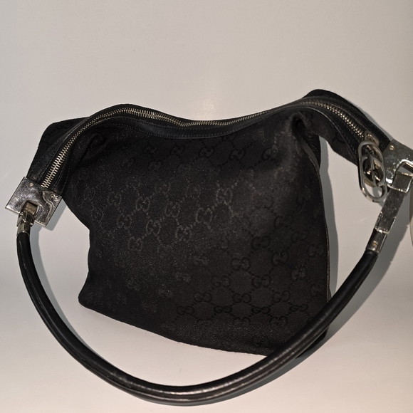 Gucci GG Canvas Hobo Black with Silver Hardware - Picture 10 of 15